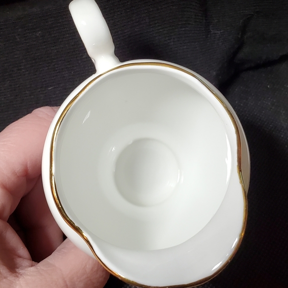 Vintage Royal Bone China Cream & Sugar Inu… - Picture 5 of 12